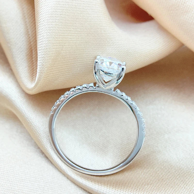 Moissanite Ring - Oval Design